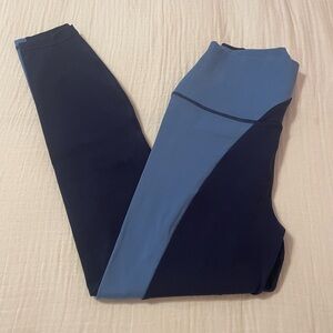 Like new Spiritual Gangster Zoey color block Blue Leggings size small